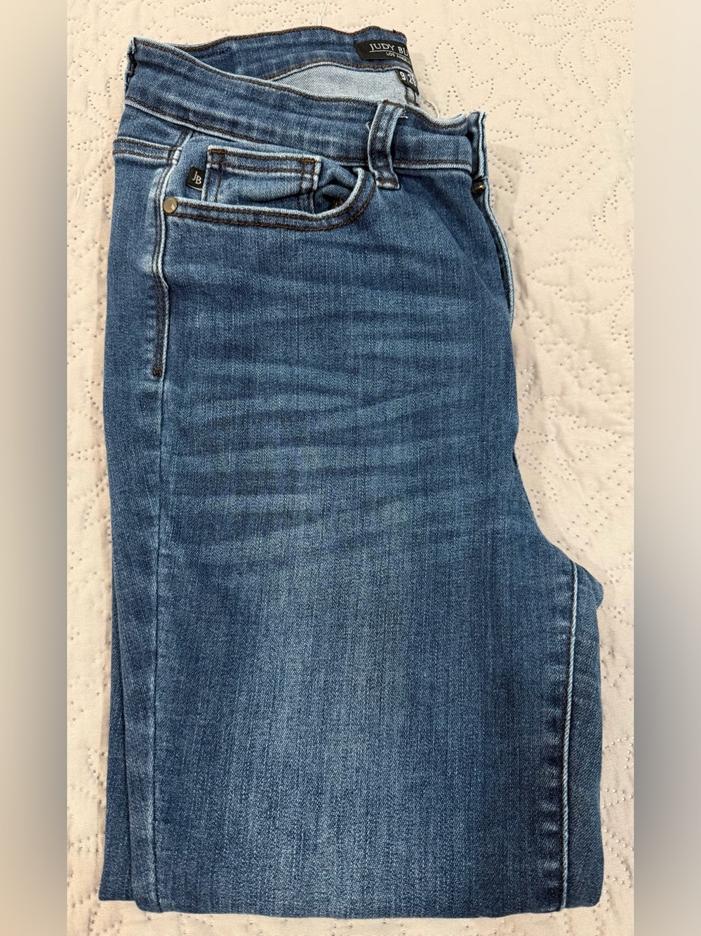 Judy Blue Skinny Fit Jeans Women’s 9/29 Medium Wash Cropped Raw Hem